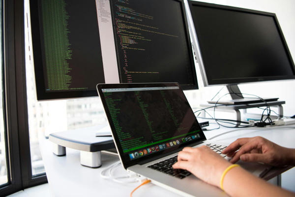 油價破百如何影響每一個普通人:豪金屬制品廠